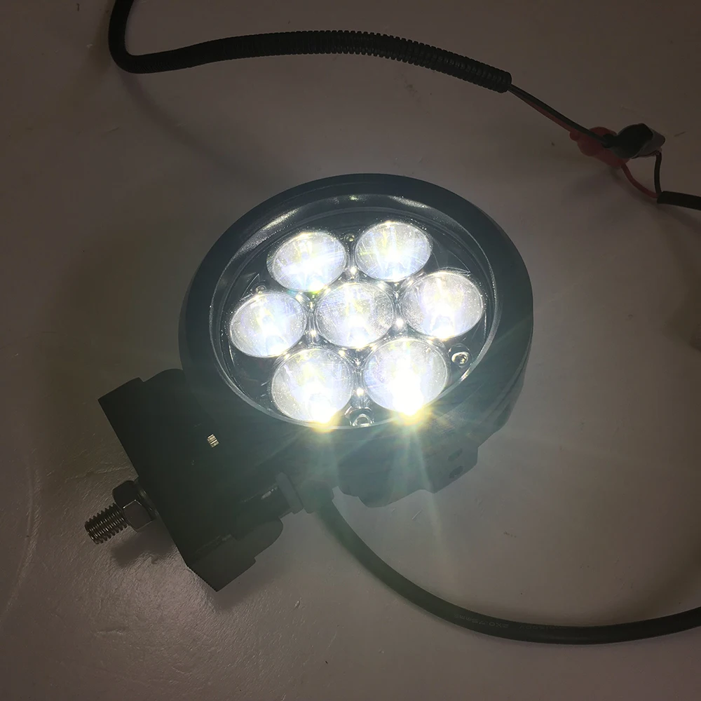 

SXMA LED6463 Дополнительная фара Рабочая фара Вспомогательная фара 35 Вт 4,7 дюйма для трактора/экскаватора 3500 лм Водонепроницаемая круглая