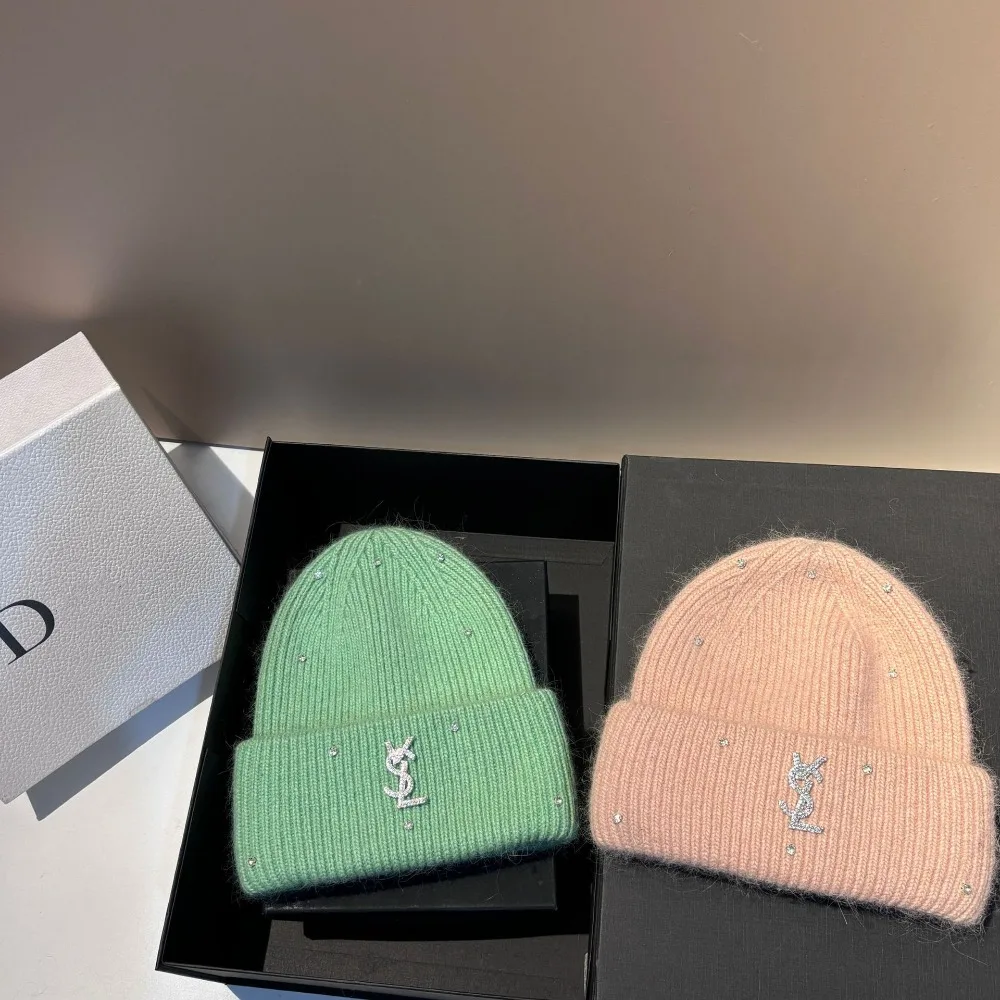 ​ ​ الشتاء حجر الراين الأزياء الأرنب الفراء متماسكة قبعة دافئة مع الأذن اللوحات ضوء الفاخرة الوجه التخسيس قبعة صغيرة ناعمة ​ ​