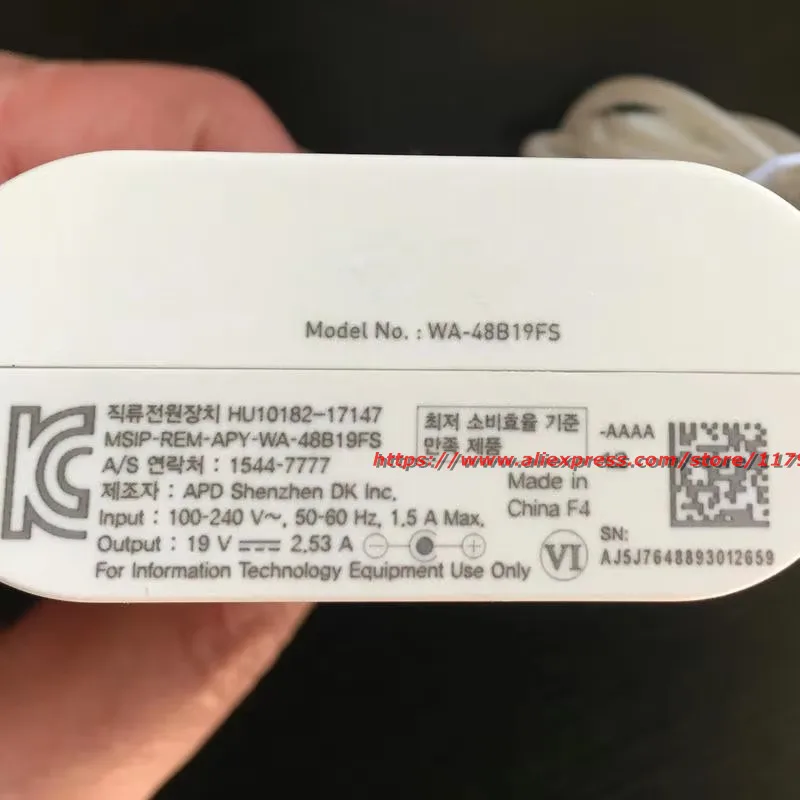

Original AC DC Adapter Charger For LG 19V 2.53A WA-48B19FS PA-1650-43 DA-48F19 ADS-48MS-19-2 Gram 14Z980 15Z970 13Z990 Ultrabook