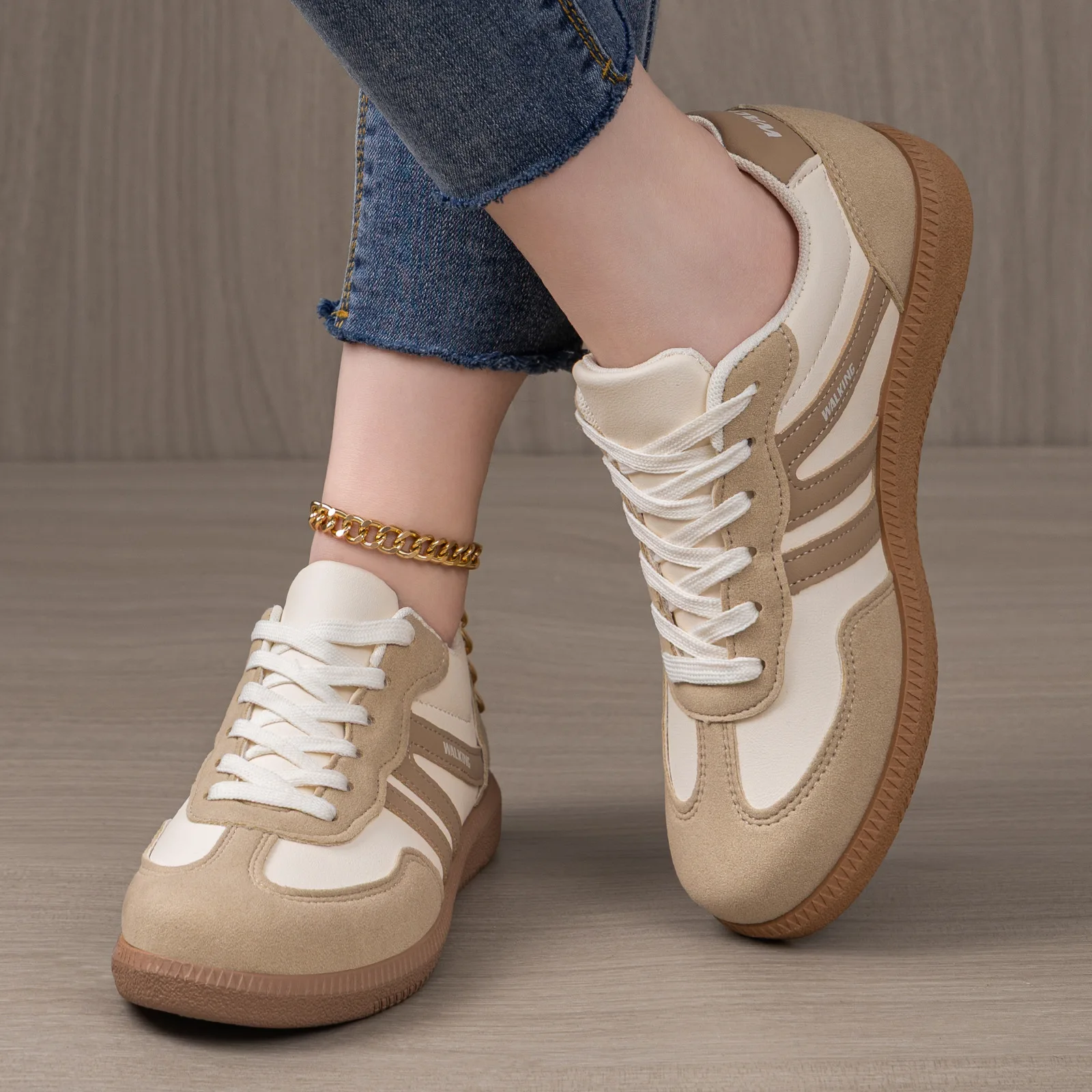Women's Retro Colorblock Sneakers, Lace-Up Casual Trainers, Large Size Flat Shoes, Fashionable Walking Footwear for  Daily Wear