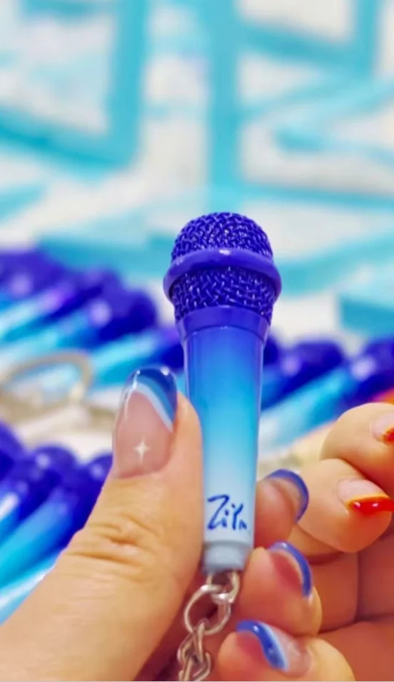 Ziyu Concert Microphone Cosplay Pendant Creative Homemade Metal Support Keychain Hanging Material Collection for Friends