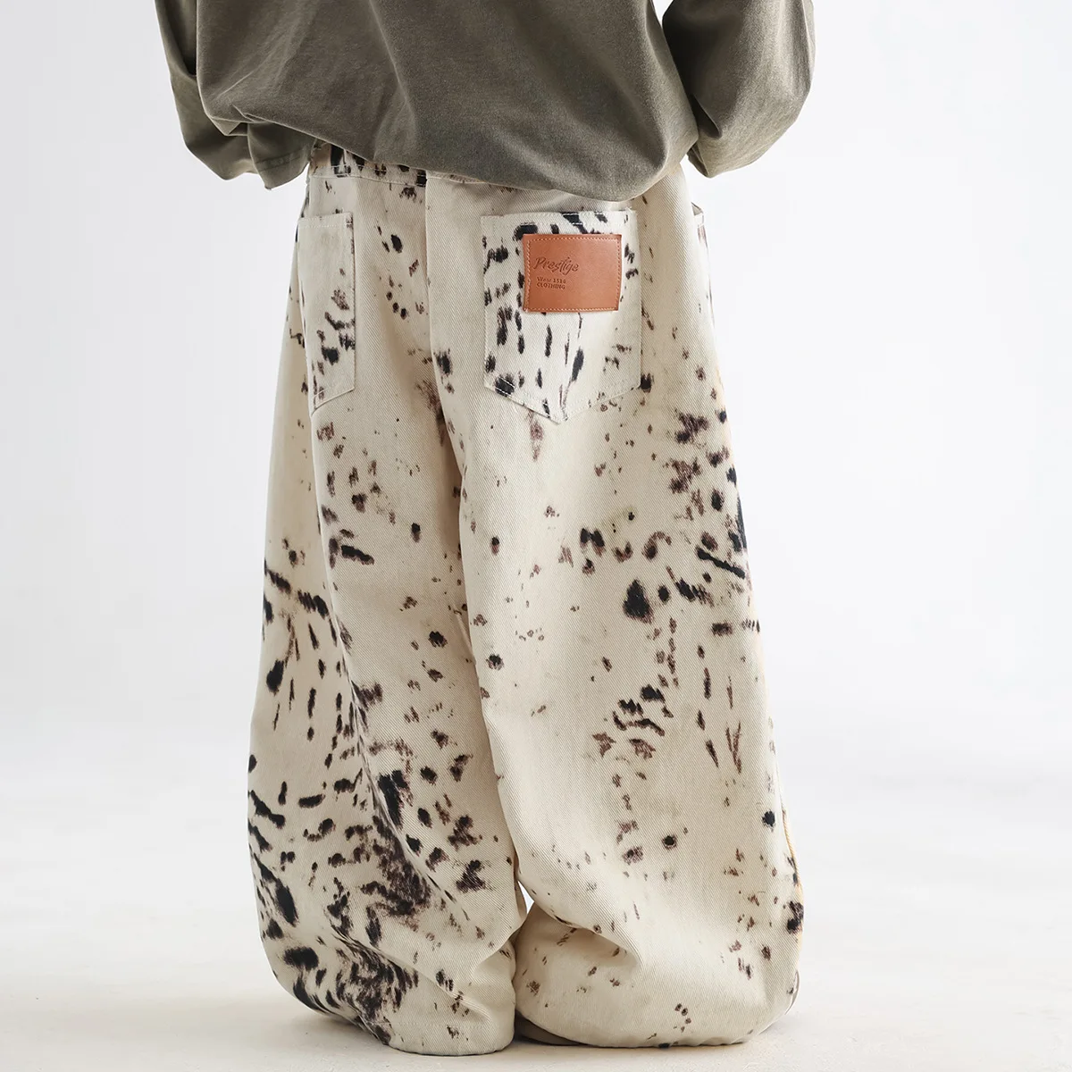 Somenie 2026 New Boys Jeans Leopard Print Loose Wide Leg Casual Trousers Spring Autumn Trendy Kids Pants