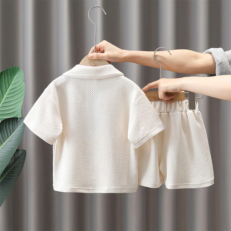 

2908 Boys 2025 New Children's Short Sleeved Two Piece Set Baby Summer Breathable Clothes Fashionable