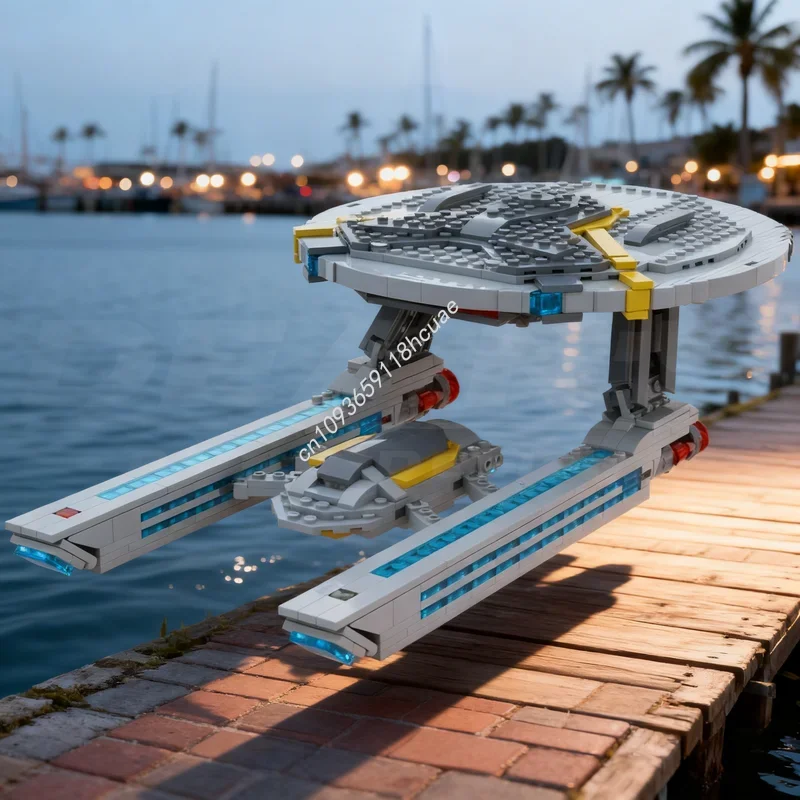 

912pcs MOC California Class Starship Star Trek Space Model Building Blocks Architecture Toy Education Christmas Gifts Brick Kids