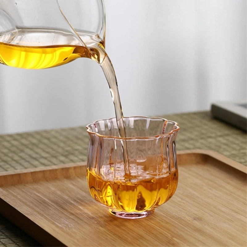 Tee-Eius aus Lotusglas im chinesischen Stil, Krug, hitzebeständig, gehämmerter Kung-Fu-Chahai, kreative transparente Teetasse