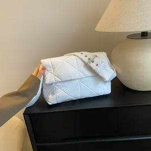 حقيبة مربعة بحزام كتف واحد متعددة الاستخدامات للنساء أزياء كورية جديدة ربيع وصيف 2023 أفضل 8 مقابض بيمبا y لولا - رقم 8