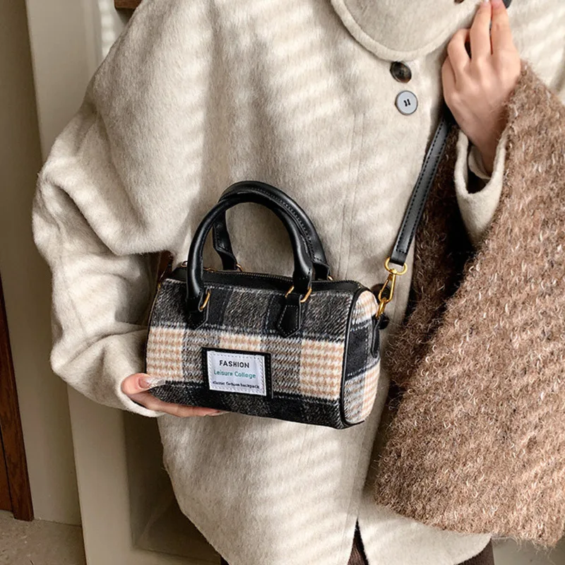 

Boston Bag New Women's Wool Plaid Fashionable New High-end Feeling Hundred Shoulder Hand-held Crossbody Bag