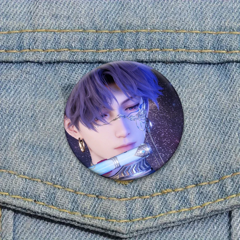 لعبة الحب ودبابيس الفضاء العميق Q نسخة شخصيات كرتونية شارة Xavier Zaynie Sylus Rafayel دبابيس لحقيبة الظهر هدية إكسسوار