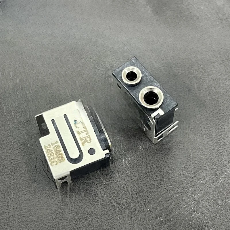 6pcs DEP450 New Version Earphone and Speaker connector Jack For CP200d DP1400 XIR P3688 Walkie Talkie Two Way Radio Accessories