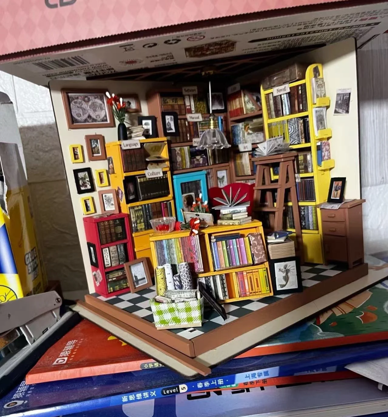 

LED Bookstore doll house furniture diy dollhouse wood diy doll house miniature dollhouse furniture Kit children home puzzle Toys