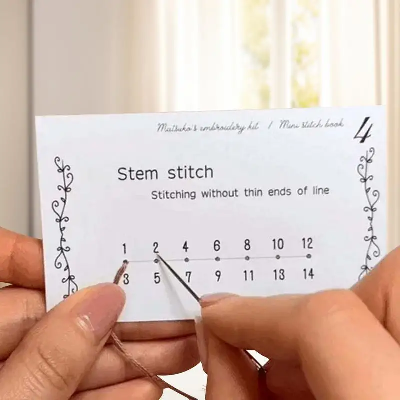 Creative Mini จักรเย็บผ้า Handmade Mini การ์ดเย็บคําแนะนําผู้ที่ชื่นชอบการตัดเย็บเริ่มต้น Buddy เย็บปักถักร้อยหนังสือ