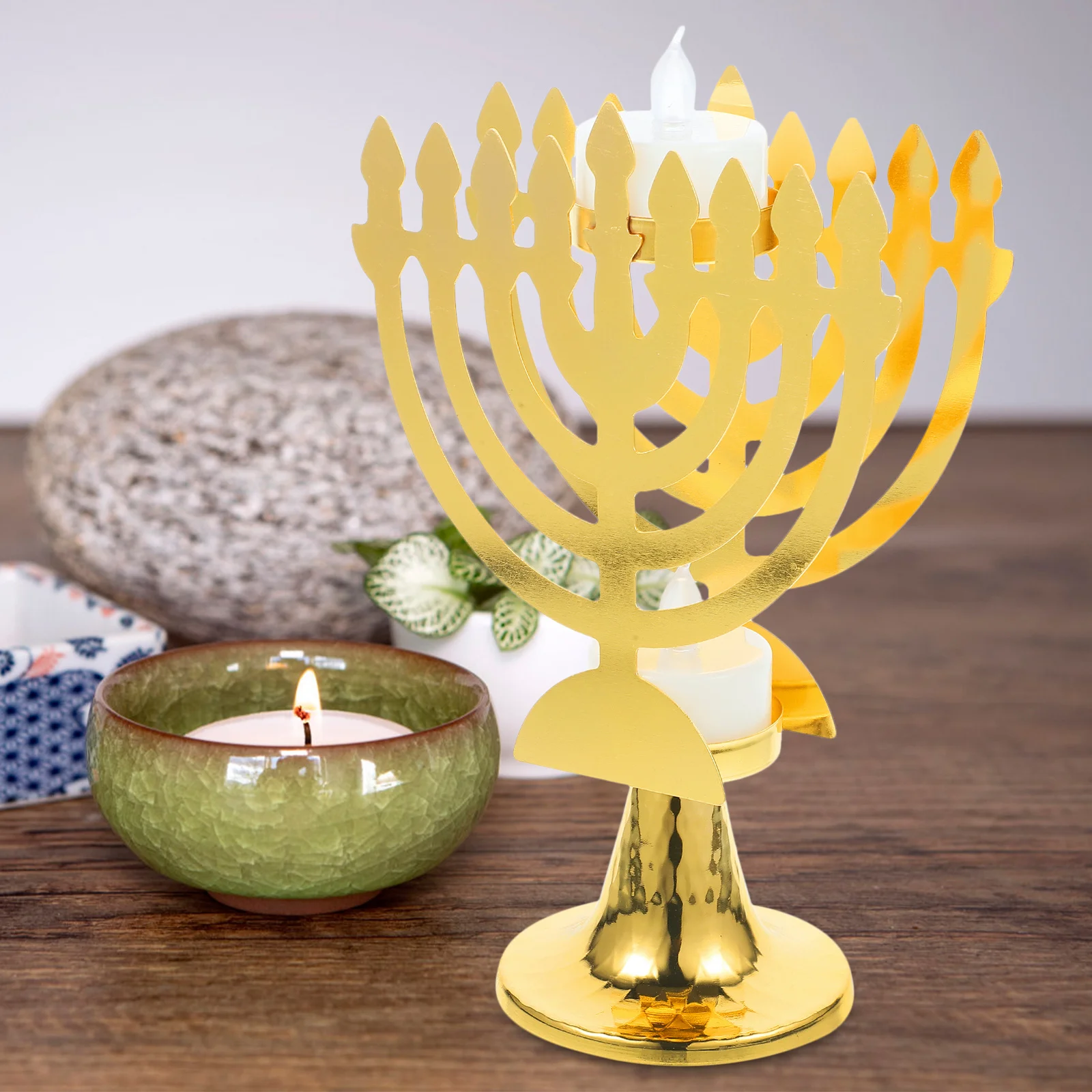 

LED Electronic Candlestick Ornament with Realistic Flameless Light Decor for Home Party Festival Indoor Decorations