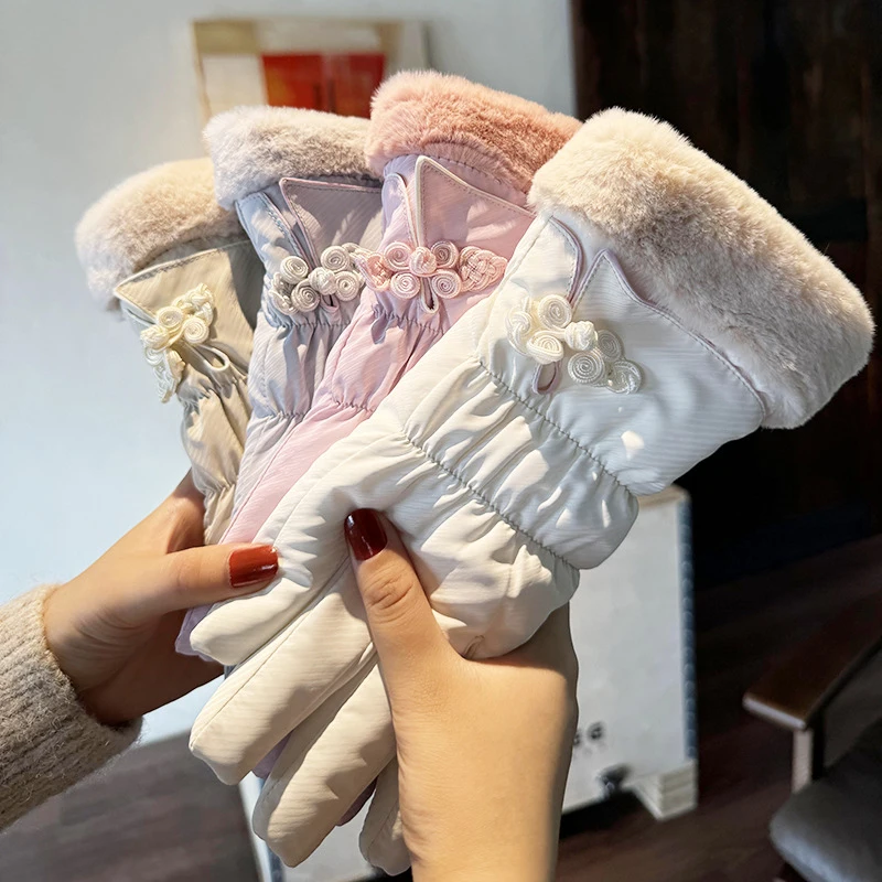 

1Pair Women's Winter Warm Windproof Gloves Outdoor Cycling Skiing Plush Protective Gloves