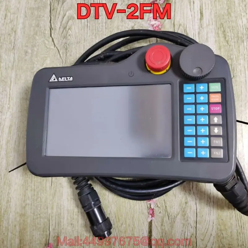 اختبار وظيفة جهاز التدريس DTV-2FM المستعمل عادي