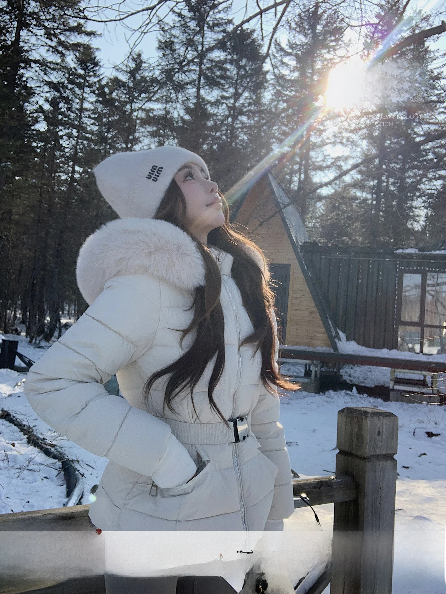 

Утепленная женская куртка Slim Fit с капюшоном и меховым воротником, осенне-зимняя, повседневная, теплая, на молнии, из хлопка, удлиненная