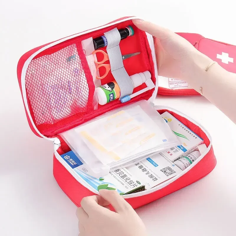 Imagem -03 - Kit de Primeiros Socorros Viagem Acampamento ao ar Livre Útil Mini Bolsa de Armazenamento de Medicina Acampamento Bolsa de Sobrevivência de Emergência Case Pílula