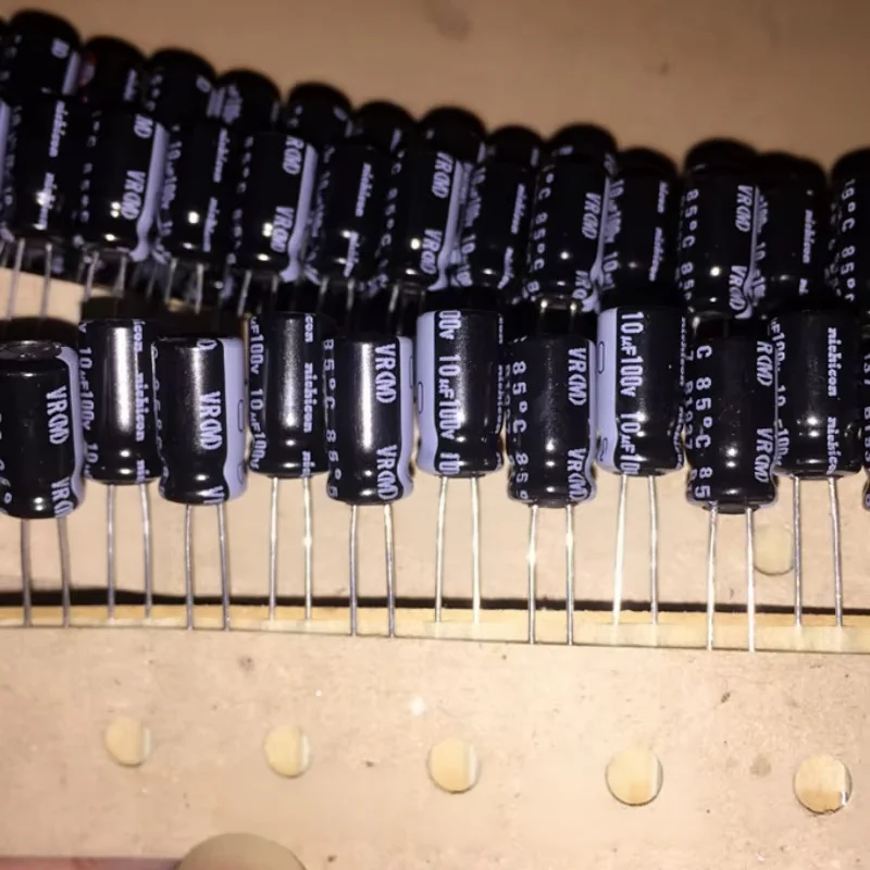50PCS 10UF 100V Fever Electrolytic Capacitor 100V 10UF 6X11 VR Audio Suitable