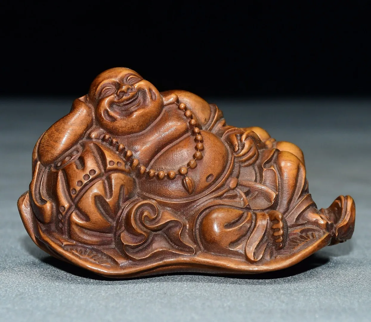 antico-ciondolo-in-bosso-da-3-pollici-con-buddha-maitreya-buddha-dormiente-e-base-a-ventaglio-a-banana-ornamento-portatile-per-studio-e-accumulo-di-ricchezza