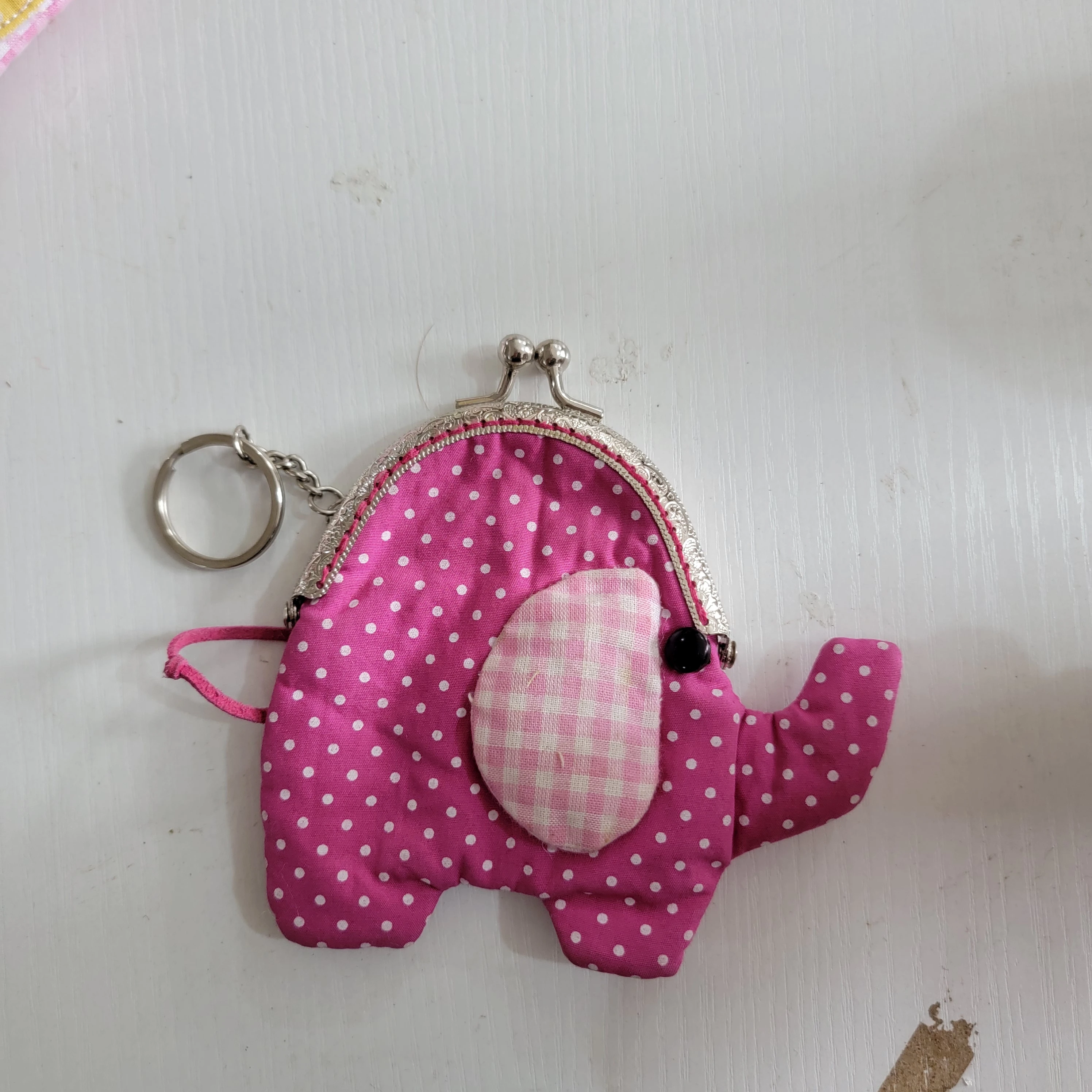 

Lock Coin Purse with Keychain CUTE elephant SHAPE Lock Wallet with Key Ring for Small Essential GIFTS ITEMS
