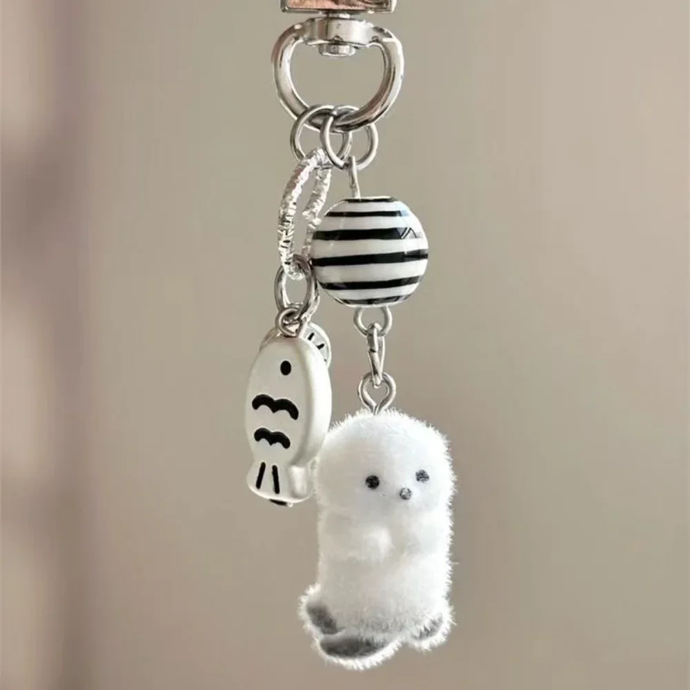 Flocking Cartoon Keychain Cute Seal Penguin Polar Bear Pendant Bag Decoration Keyring Car Key Holder Keychains Gift Fashionable