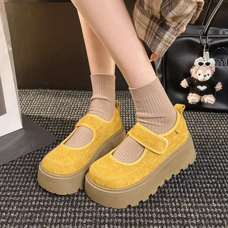 

Женская обувь Мэри Джейн. Удобные весенние повседневные и официальные наряды, женская обувь. Модные лоферы без шнуровки на толстой подошве.