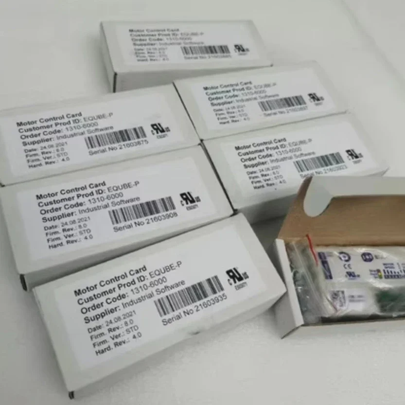 Cartão de controle de motor de software industrial original EZQUBE-P EQUBE-N EQUBE-P