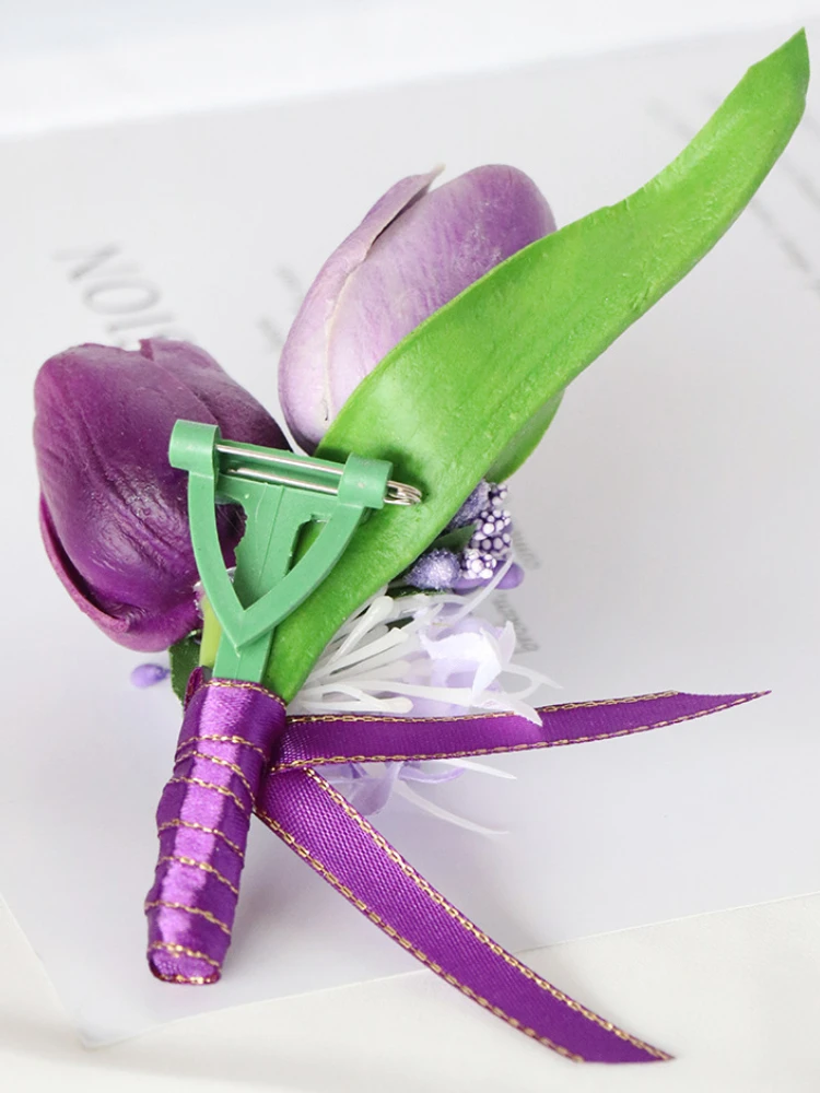 สีม่วงสีขาวแต่งงาน Corsage ดอกไม้ Tulip ดอกไม้สีเขียวใบ Rhinestone เจ้าสาว Corsage Tulip เจ้าสาวอุปกรณ์จัดงานแต่งงาน