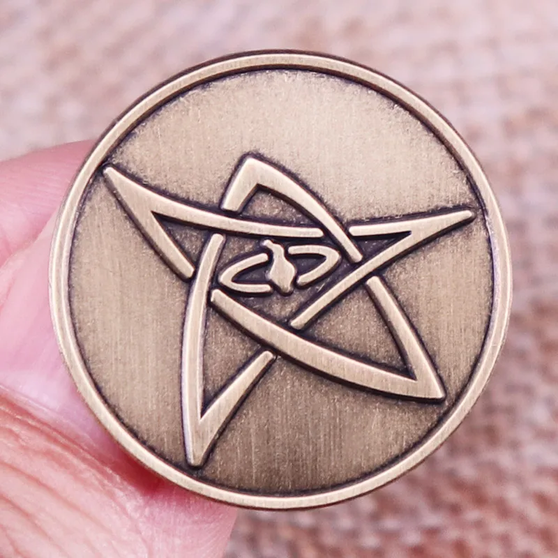 Fantasy Flight Game Elder Sign Enamel Pins Vintage Star Logo Lapel Pin Shirt Bag Badge Jewelry Gift for Friends