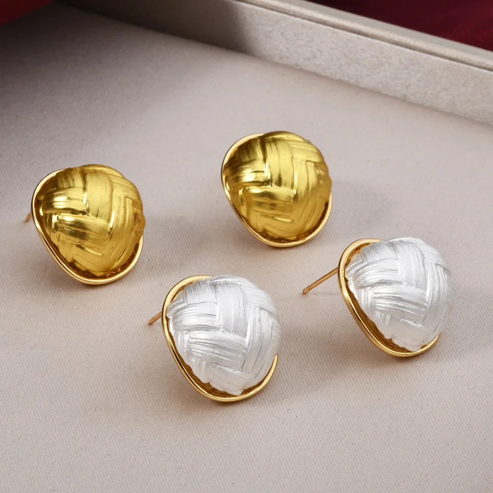 

Geometric Irregular Round Stud Earrings for Women Trendy Weaving Metal Earring Fashion Jewelry Light Luxury Accessories
