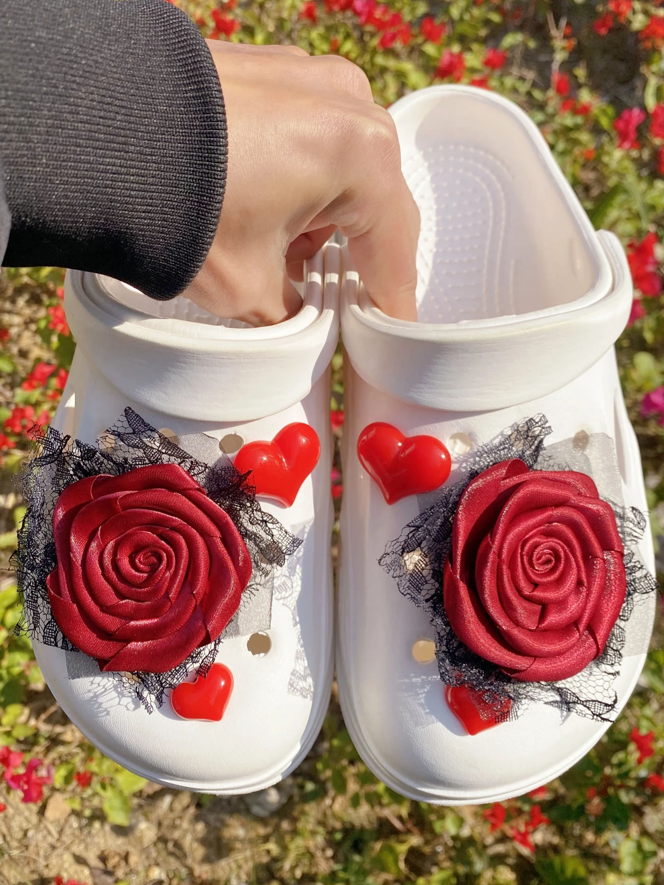 6 pieces Valentine's Day Rose Love Shoes decorate DIY casual accessories - fun and versatile ways to personalize shoes