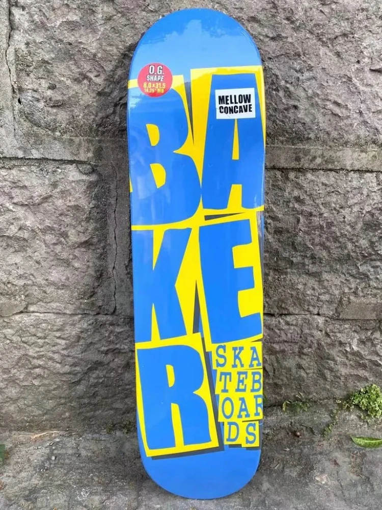 ألواح تزلج بيكر رائجة البيع تصميم خشب القيقب سطح ممتاز غير قابل للانزلاق يجب اقتناؤه للركاب الحضري فائق التحمل للجنسين