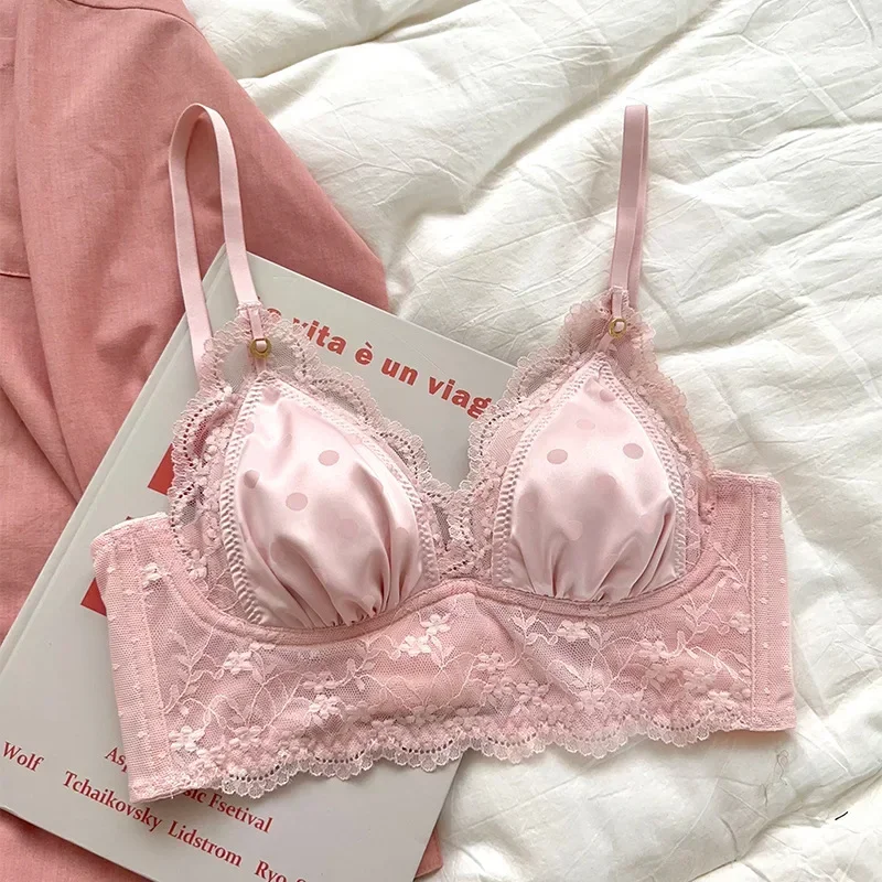 Lingerie francesa de renda com copo triangular doce para meninas, sutiã fino e fechado