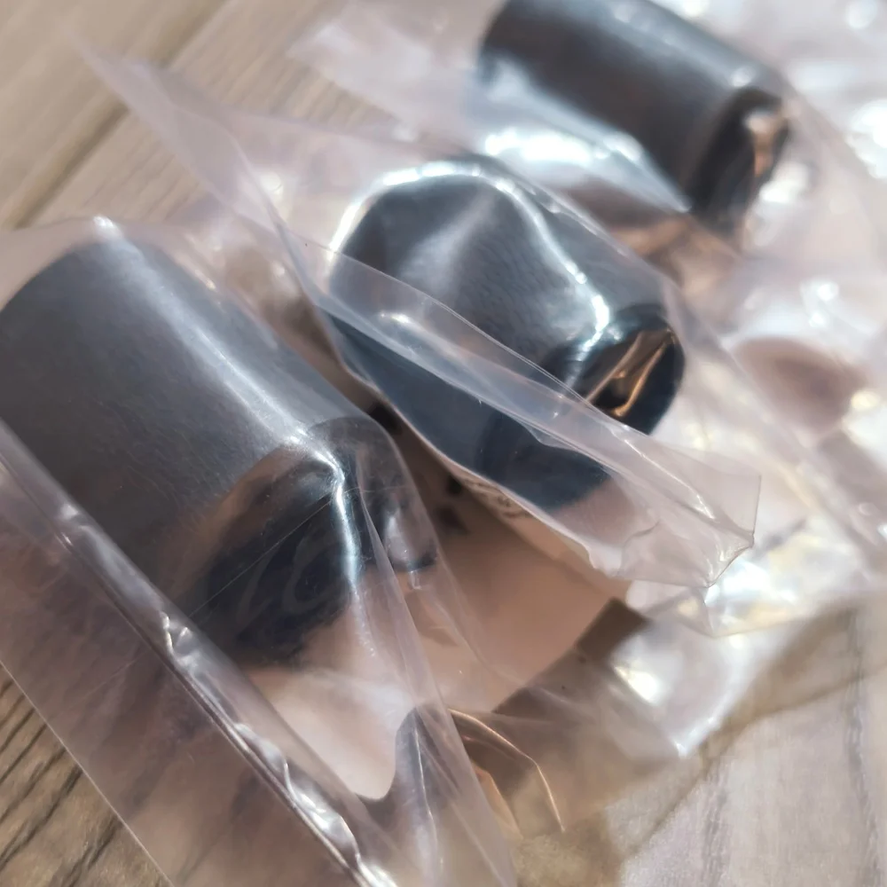 

6LA06886000 6LA06828000 Комплект ролика подачи захвата для TOSHIBA 550 555 556 650 655 656 755 756 810 855 856 520 523 557 600 603