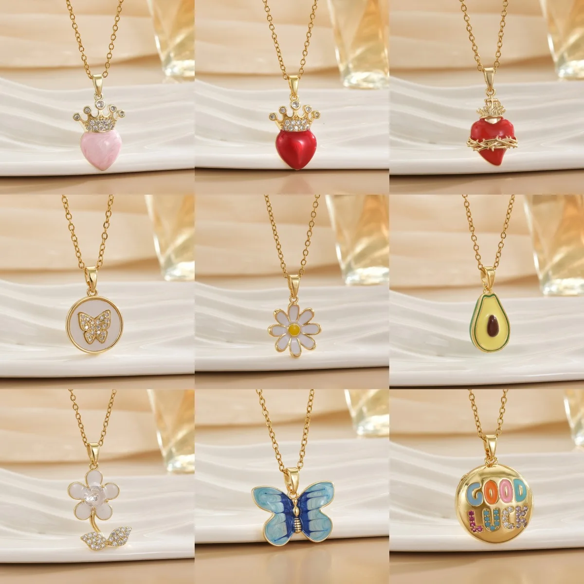 

Women Light Luxury Flower Butterfly Cherry Pendant Necklace Titanium Steel Zircon Gold Color Tarnish Resistant Fashion Jewelry