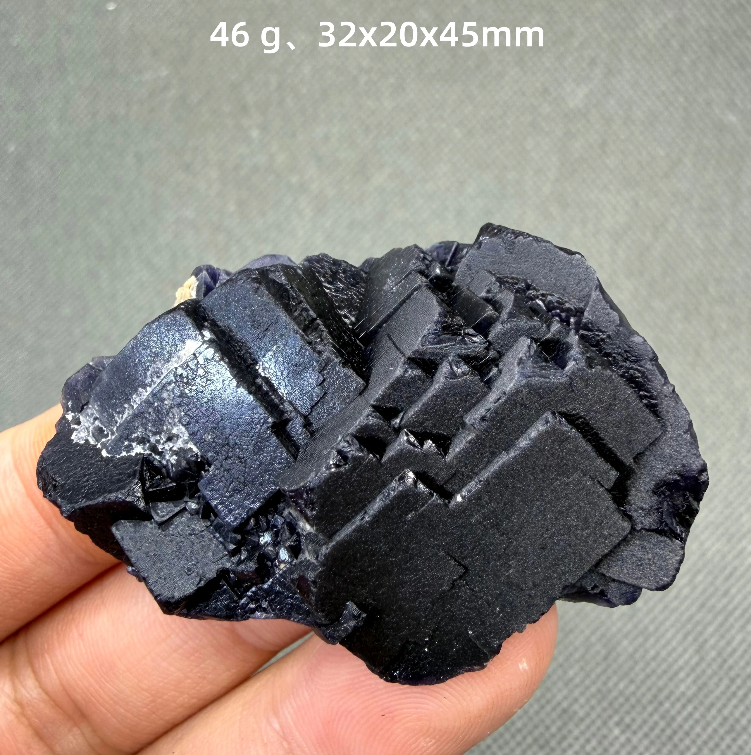 46 g Natural Pakistan fluorescence cube black rose fluorite mineral specimens + healing quartz crystals and stones rock gemstone