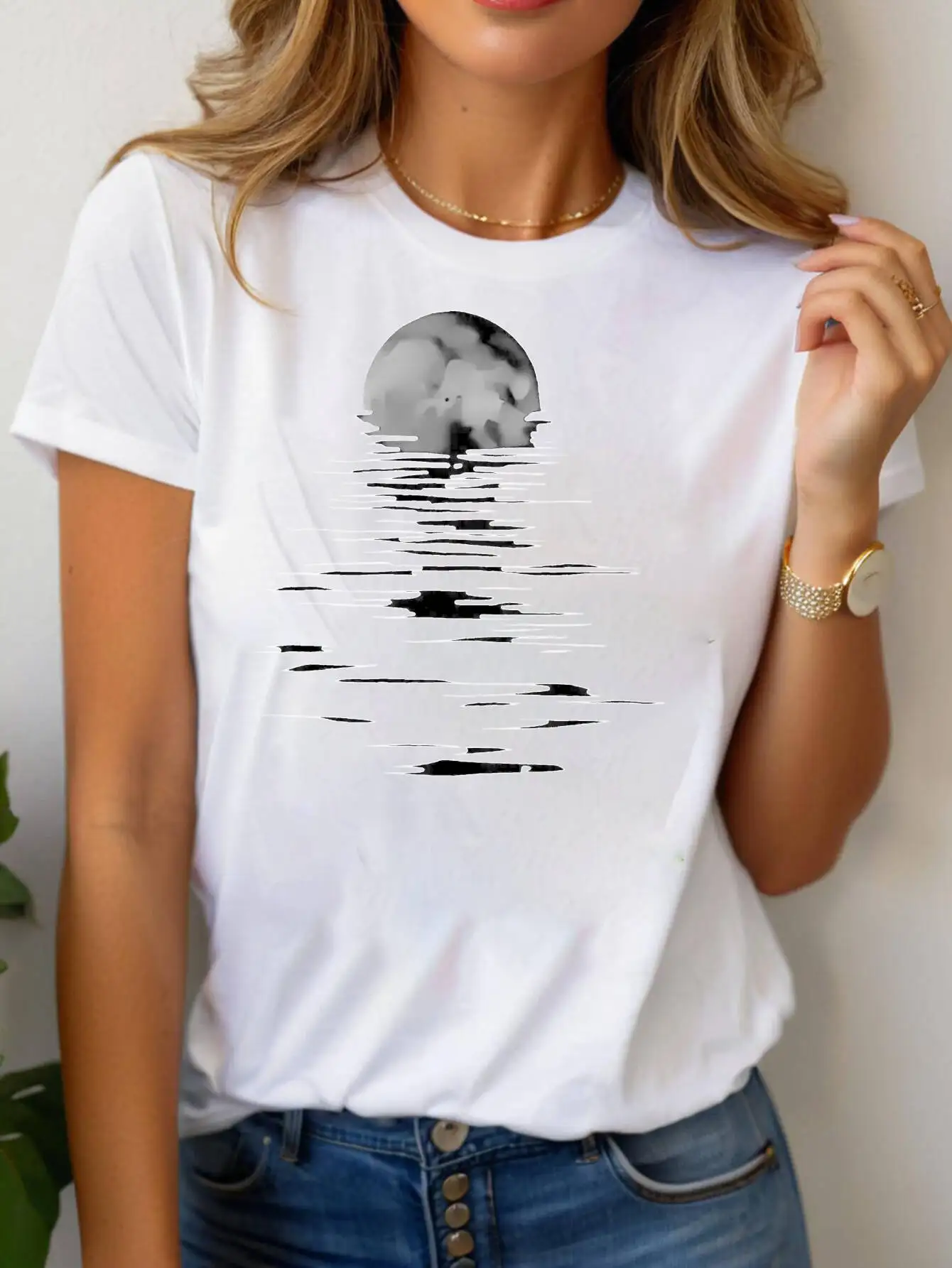 Casual Women's T-Shirt Moon Water Reflection Print Round Neck Short Sleeve  Seasons Universal Lightweight  tops tee female