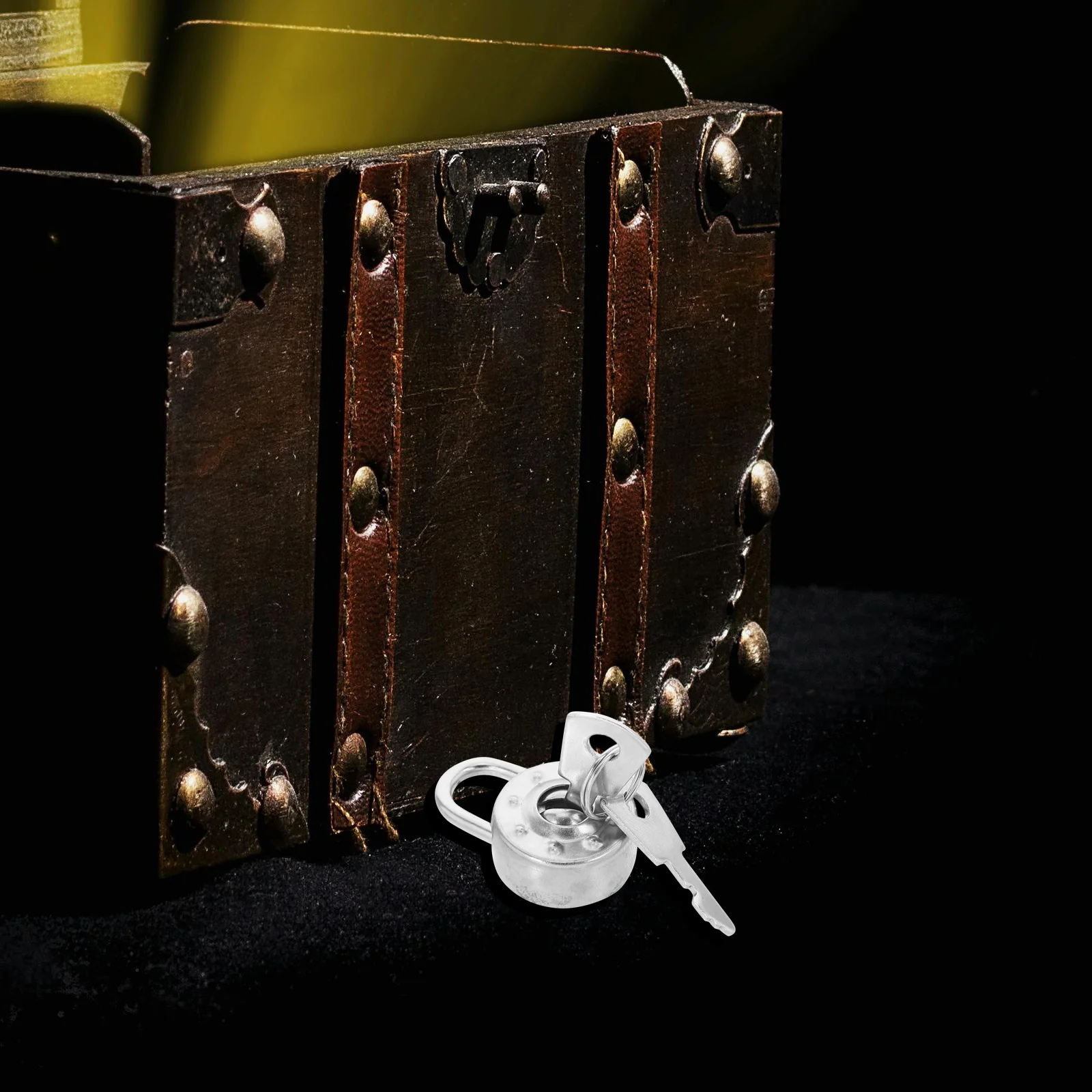 

1Set Mini Round Padlocks Vintage Style for Diary Jewelry Box Locker Small Locks with Keys Retro Decorative Lock