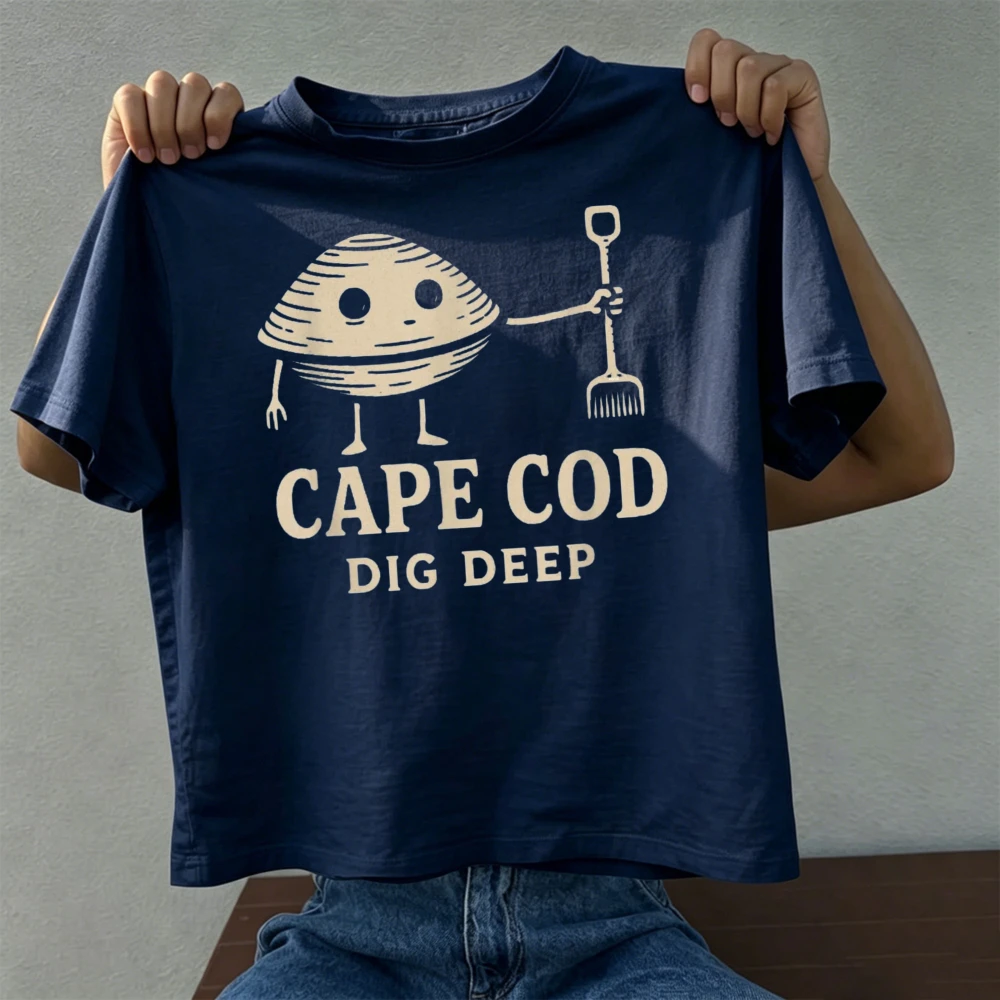 Cape Cod Dig Deep Cute Clam Rake Cartoon Summer Men Cotton T-Shirt Cream Shellfish Retro Coastal Casual Short Sleeve Apparel