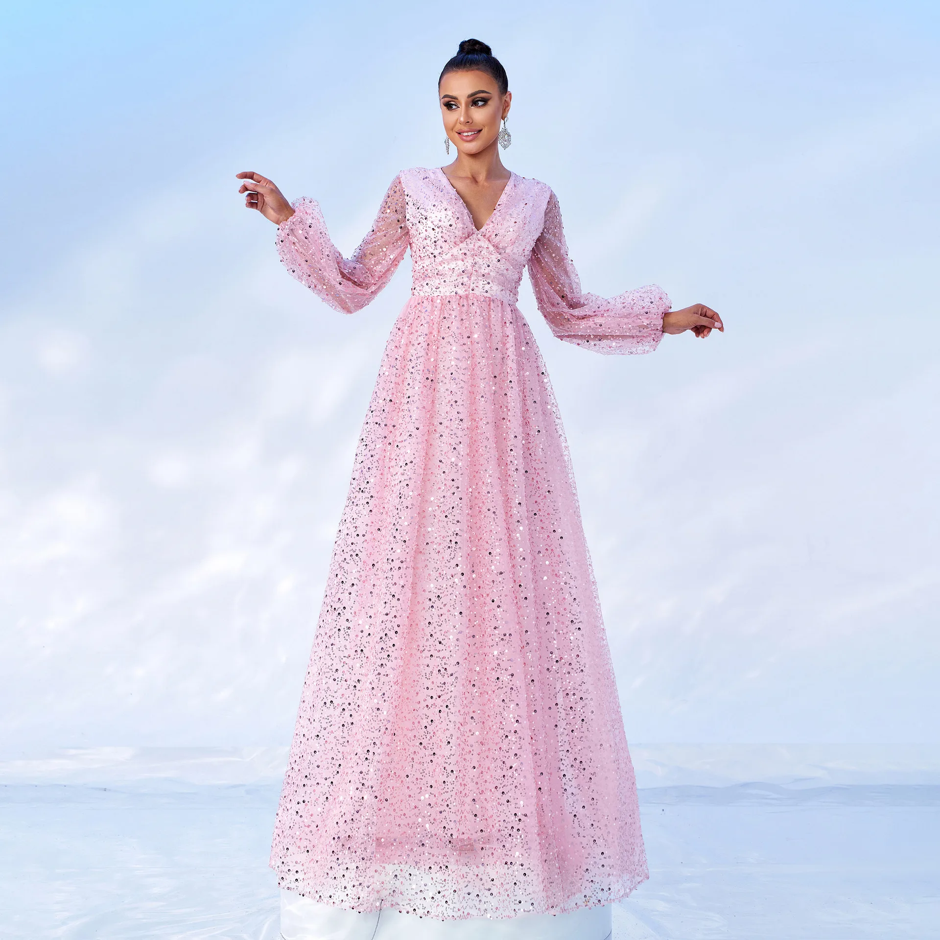 

High-end temperament long-sleeved V-neck long sequined banquet big swing evening dress bridesmaid dresses women dance costume