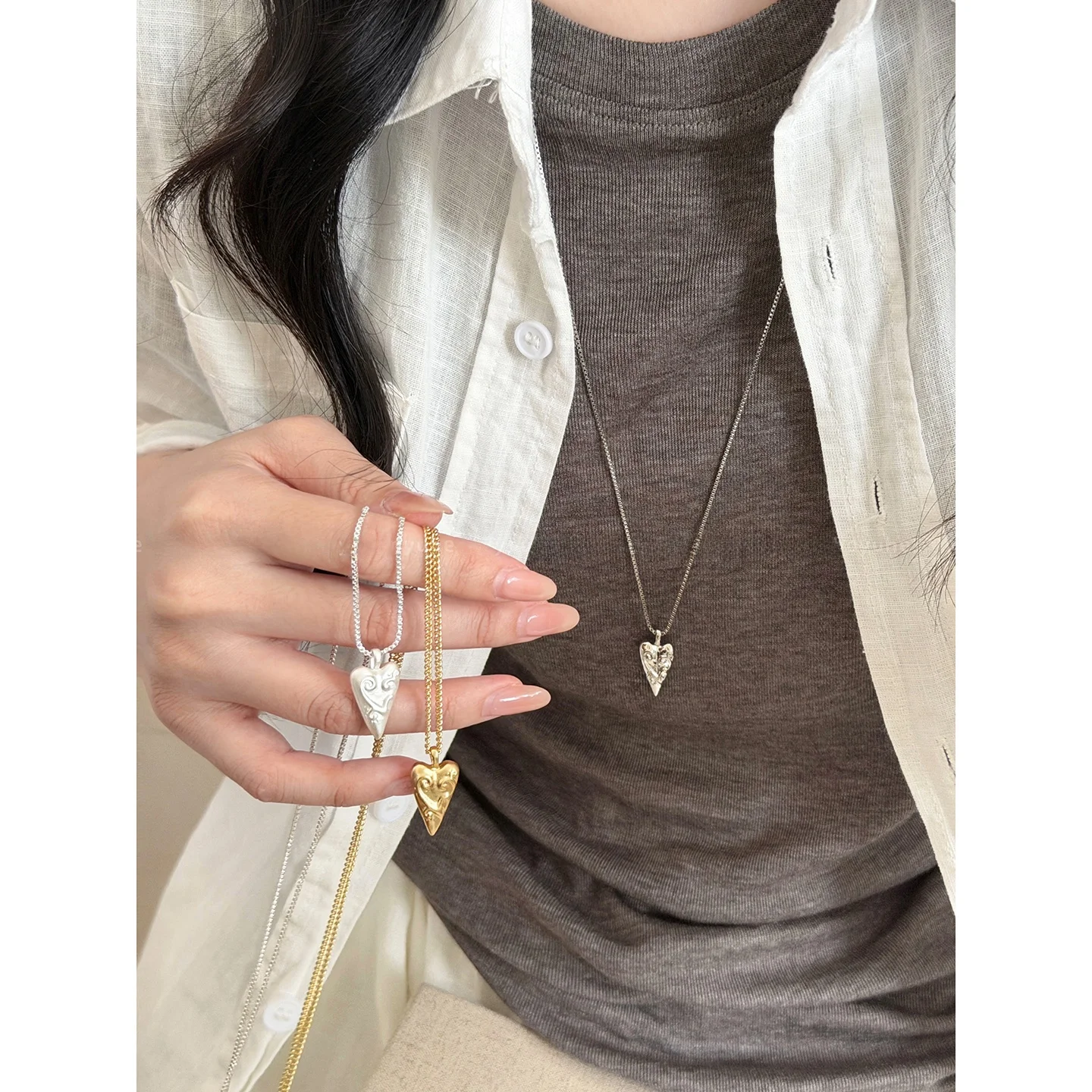 colar-minimalista-estilo-coreano-com-pingente-de-coracao-pontudo-design-Unico-para-mulheres-acessorio-vintage-versatil
