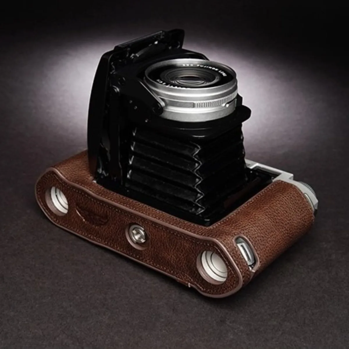 本革 FUJIFILM GF670/ BESSAⅢ667 用カメラケース Camera Bag Base shell Cowhide Genuine Leather Protective Case For