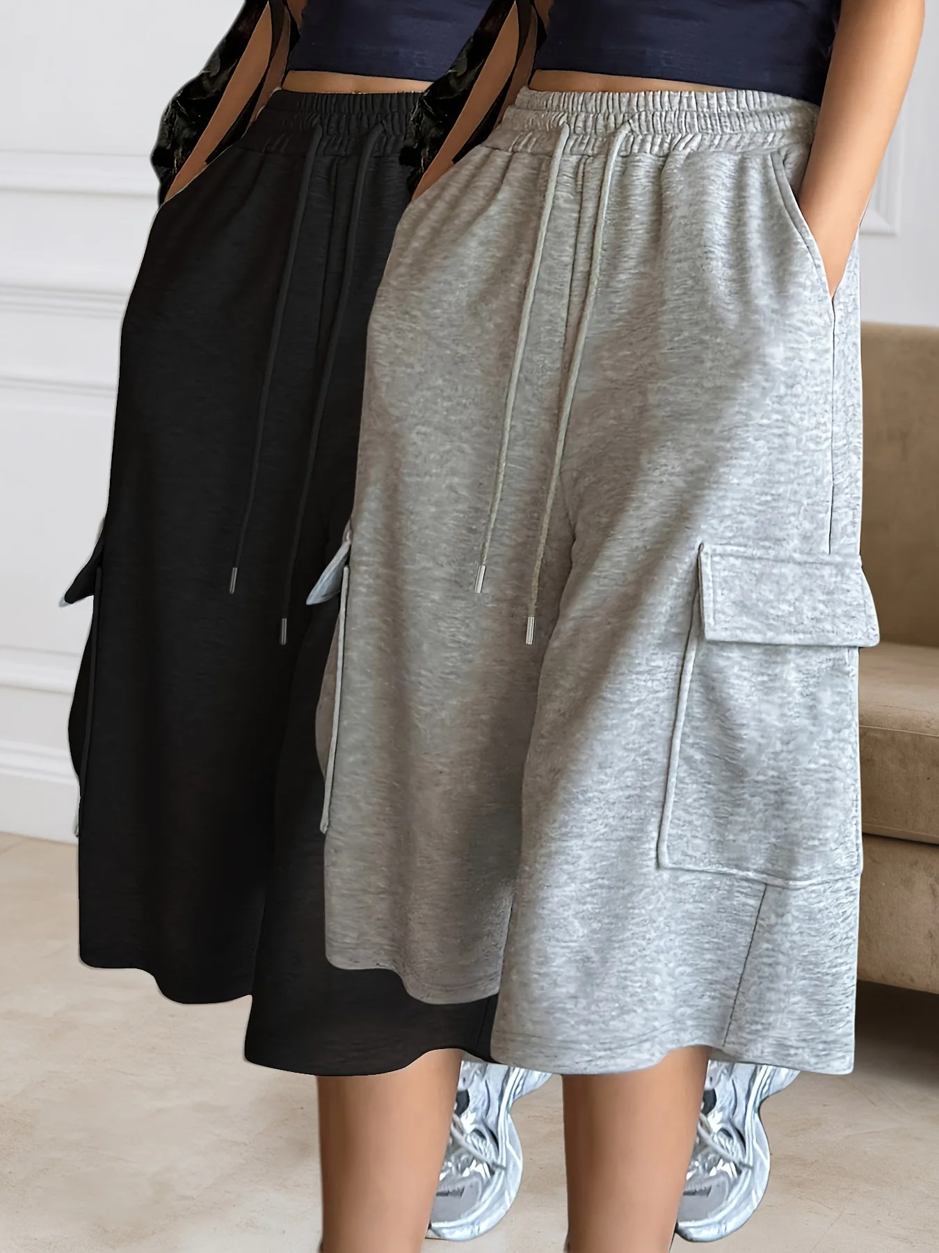 Women's Summer Big Pockets Drawstring Elastic Waist Loose Shorts