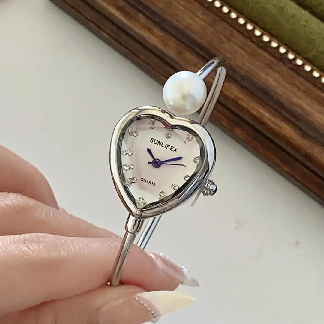 Sunlifex نساء ساعات يد اللؤلؤ القلب DialLadies كوارتز ساعة اليد موضة أنثى دروبشيبينغ ساعة reloj para mujer