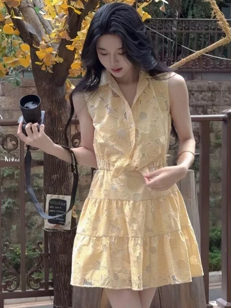 Vestido de Mujer S-Home, Estilo Coreano, Nuevo Estilo Otoñal, Bordado Hueco cado, Cuello Alto, Sin Mangas, Cintura Ajusta...