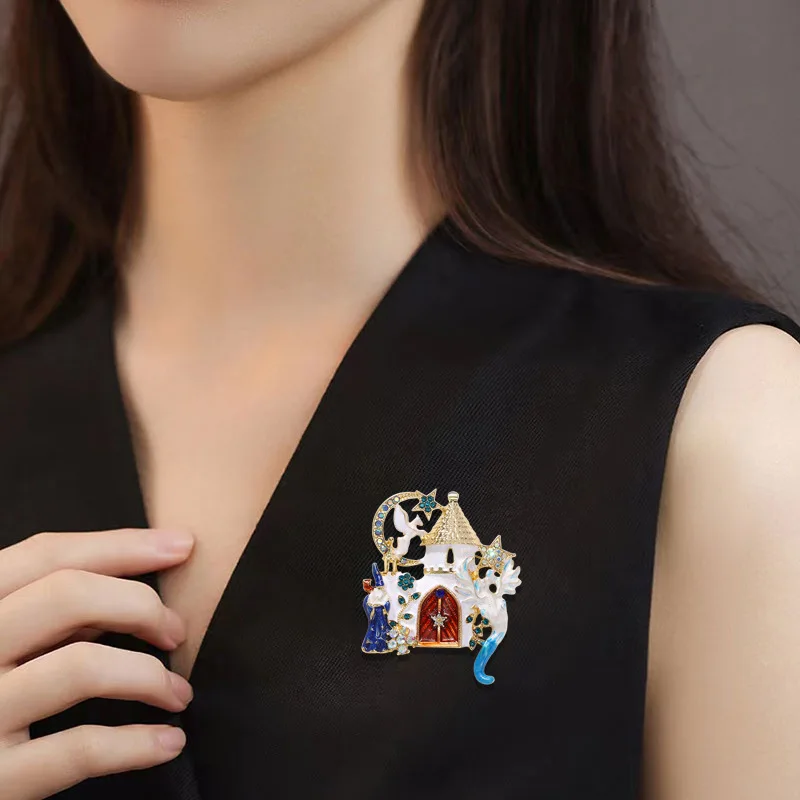 Fashion Enamel Castle Brooch Stars Moon Pegasus Magician Pins High-end Women\'s Clothing Accessories Corsage Gift Badges