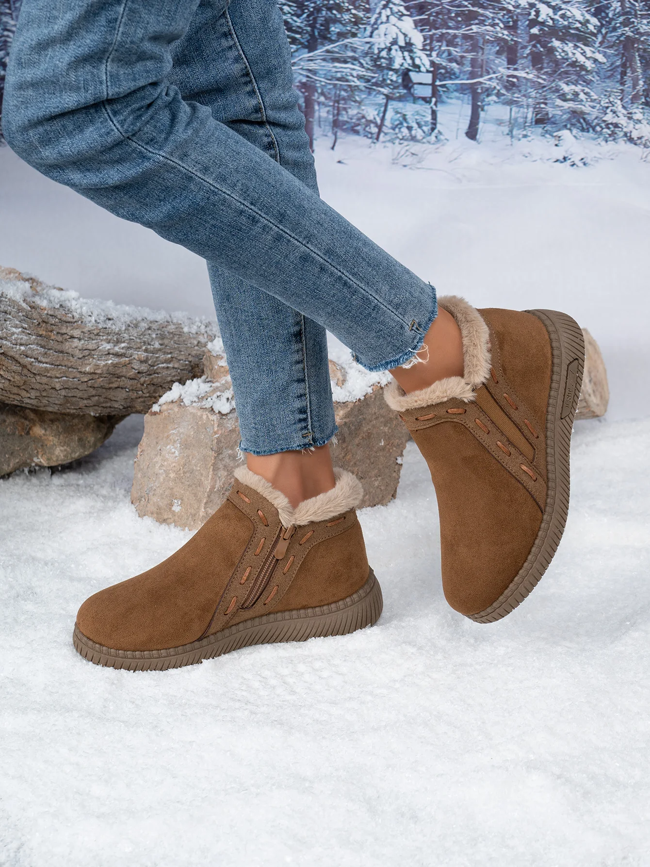 Damen-Winterstiefel Braun Damen-Knöchelstiefel mit seitlichem Reißverschluss, warm gefüttert mit Fleece, rutschfeste flache Schneestiefel für den täglichen Outdoor-Gebrauch. – Detail 11