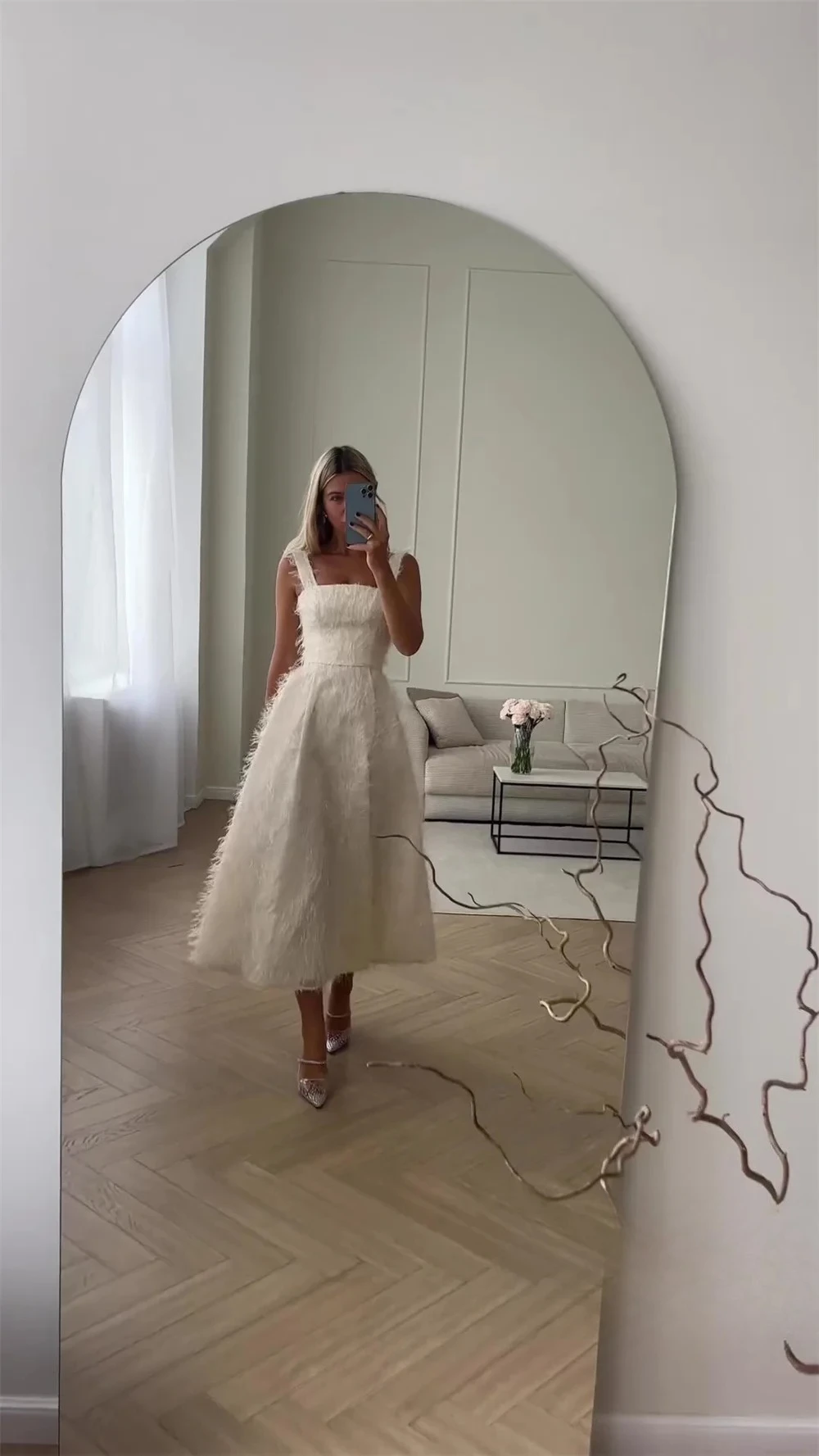 ชุดราตรีทรงเอไลน์แบบสั่งตัดคุณภาพสูง ความยาวระดับข้อเท้า พร้อมดีเทลจีบ สำหรับงานพิธีการและโอกาสพิเศษ