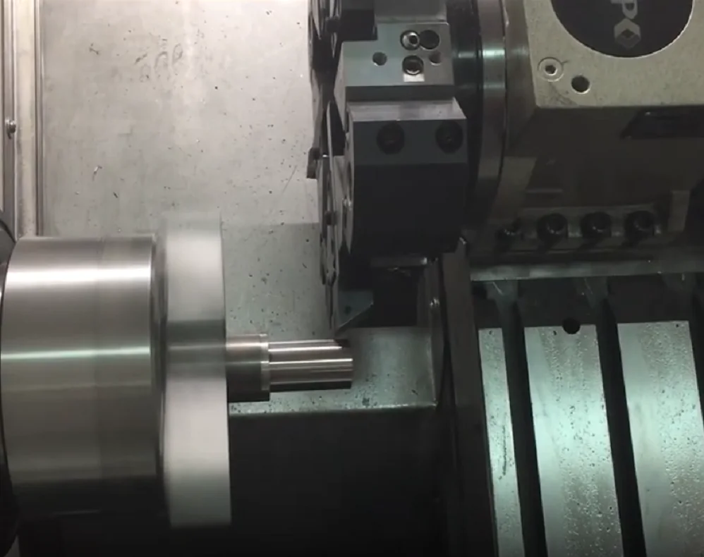 중국산 슬랜트 베드 CNC 선반 CK32 (갱 툴 또는 터렛 포함, 테일스톡 없음) CE 인증, 금속 가공에 높은 효율성 제공