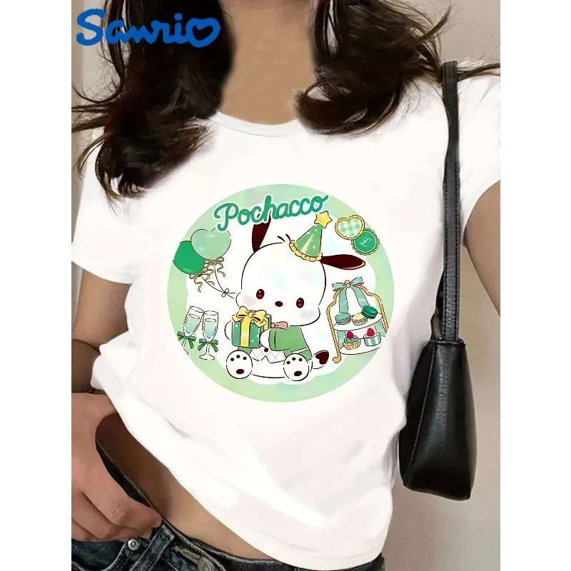 Camiseta informal Sanrio Hello Kitty & Pudding Dog para mujer, camiseta holgada de manga corta con estampado de dibujos animados bonitos y cuello redondo, camiseta Y2K a la moda