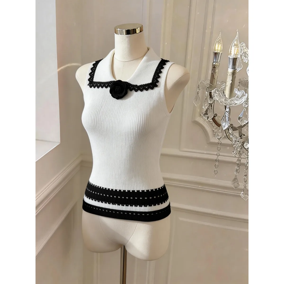 Lin Xiaxia Parisian Sweet Doll Collar Delicate Hand-Knitted Mid-Century Fragrant Sleeveless Top Women's Summer T-shirt